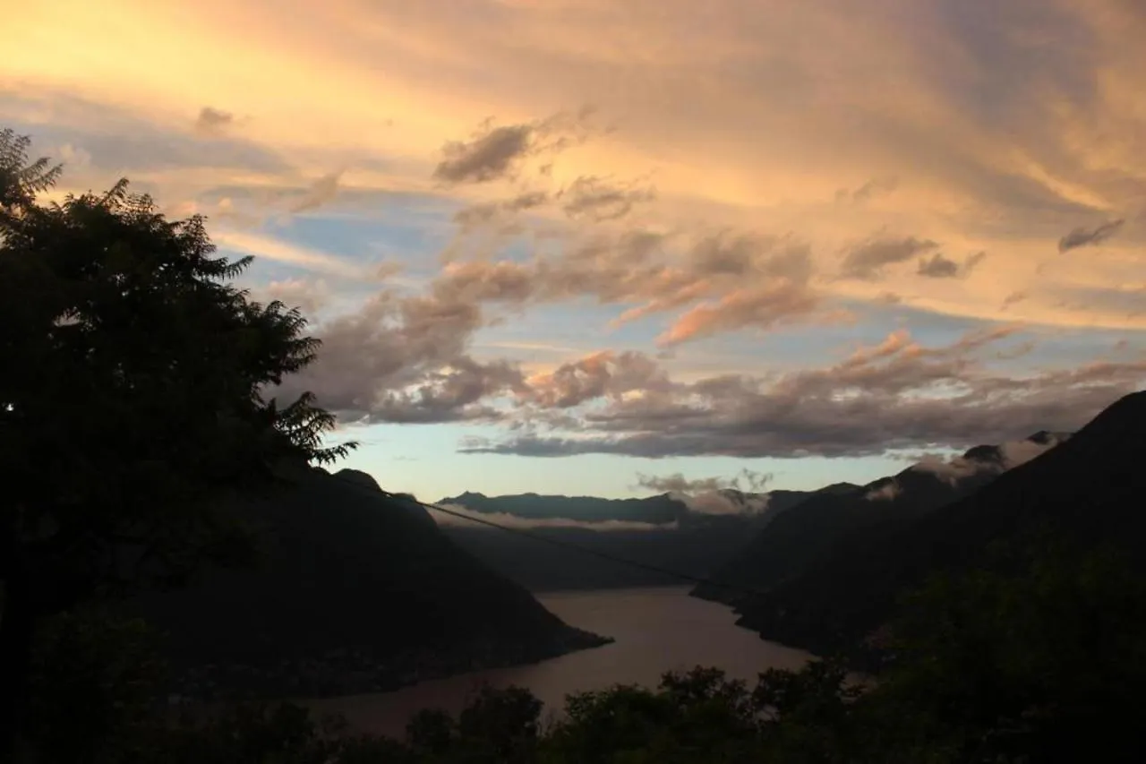 Essentia Guest House Faggeto Lario