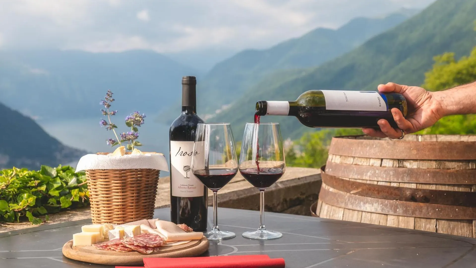 Essentia Guest House Faggeto Lario 0*,  Italy