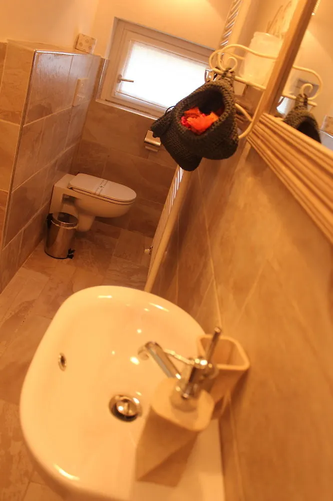 Bed and breakfast Essentia Guest House Faggeto Lario
