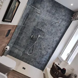 https://casa-zisa-palermo.palermohotels.org
