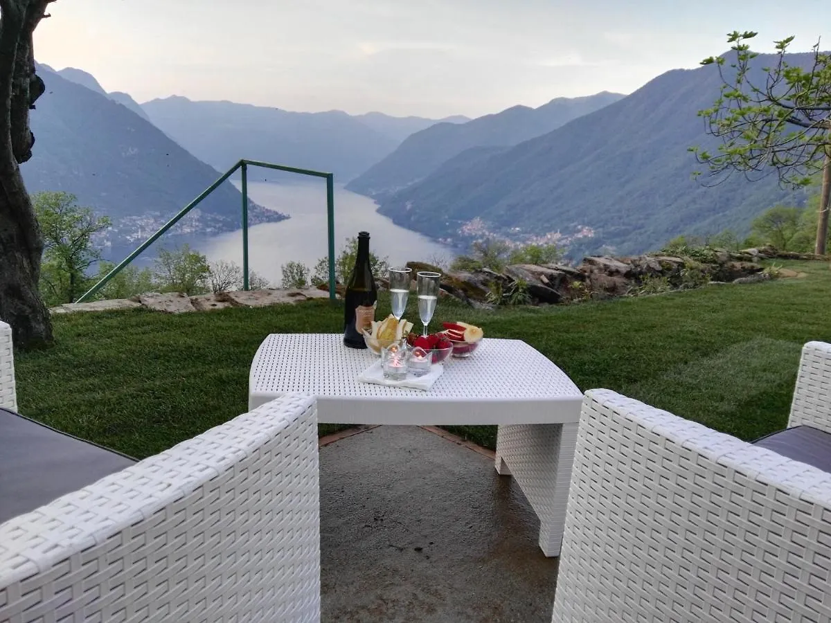 Bed & Breakfast Essentia Guest House Faggeto Lario Italien