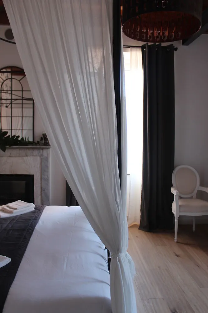 Bed & Breakfast Essentia Guest House Faggeto Lario
