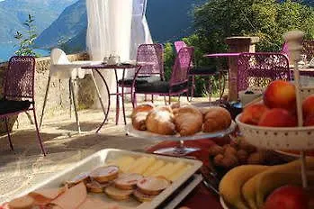 Bed & Breakfast Essentia Guest House Faggeto Lario